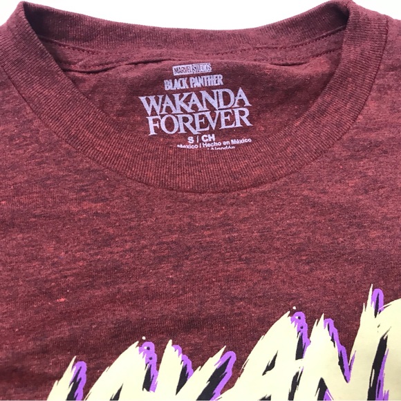 Wakanda Forever T-shirt Black Panther Top Tee Size S Short Sleeve Red Soot New - Picture 3 of 5